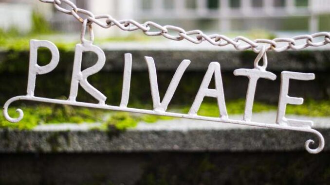 private-1647769_1280
